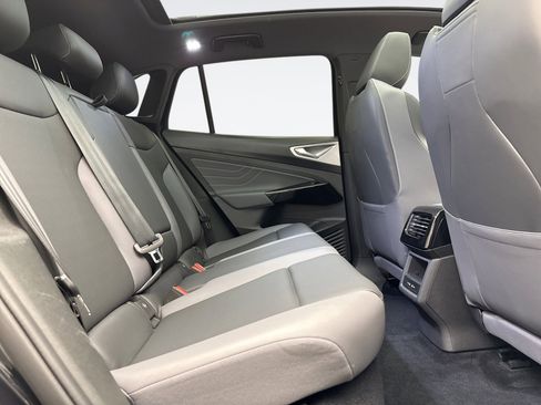 Used 2023 Volkswagen ID.4 Pro S image 20