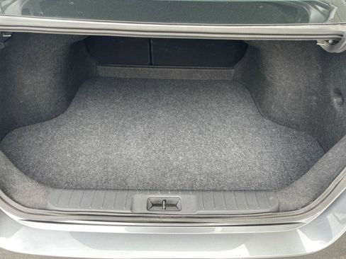 Used 2025 Nissan Sentra S image 28