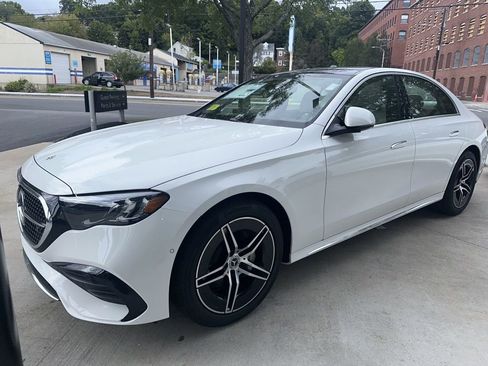Certified 2025 Mercedes-Benz E 350 4MATIC Sedan image 3