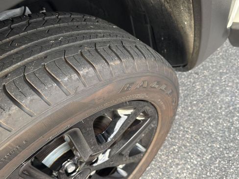 Used 2023 Jeep Renegade Altitude image 34