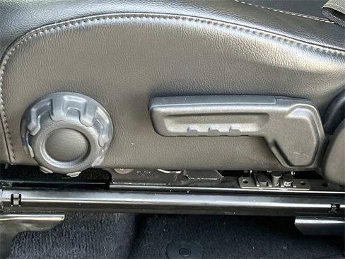 Used 2021 Jeep Wrangler Unlimited Rubicon image 29