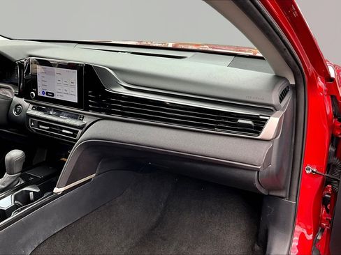 Used 2025 Toyota Camry LE FWD image 26