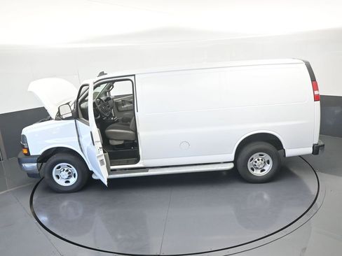 Used 2024 Chevrolet Express 2500 w/ Driver Convenience Package image 57