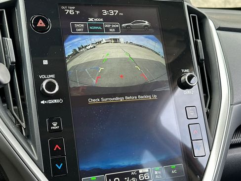 Used 2025 Subaru Crosstrek 2.0i Premium image 18