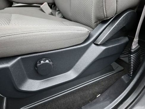 Certified 2018 Ford F150 XLT RWD image 12