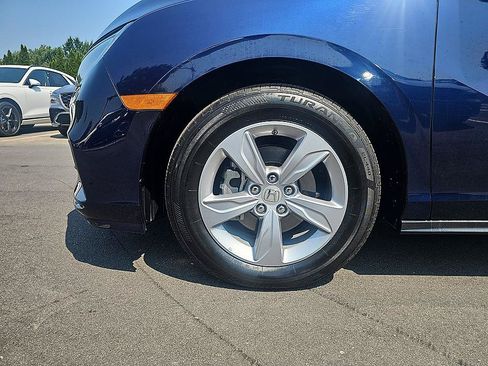 Used 2018 Honda Odyssey EX-L image 9