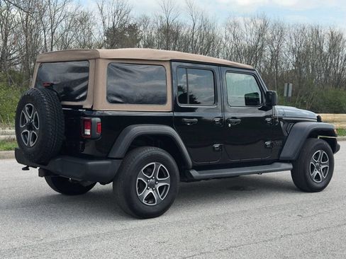 Used 2020 Jeep Wrangler Unlimited Sport AWD/4WD image 32