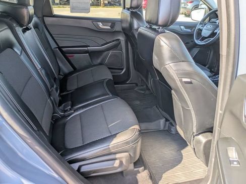 Used 2023 Ford Escape SE FWD image 23