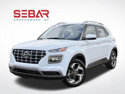 Used 2024 Hyundai Venue SEL