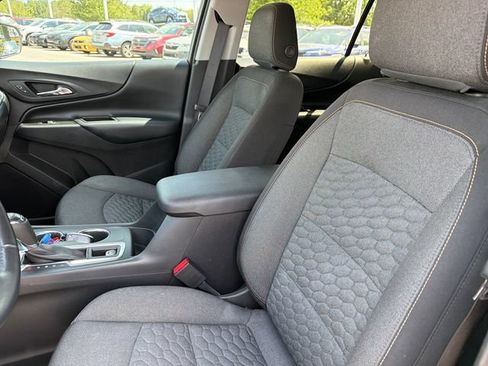 Used 2020 Chevrolet Equinox LT FWD image 19