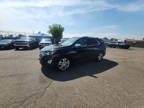Used 2019 Chevrolet Equinox Premier FWD image 24