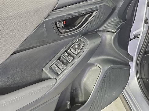 Certified 2024 Subaru Crosstrek 2.0i Premium image 12