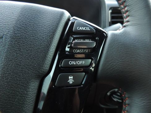 Used 2024 Nissan Frontier PRO-4X w/ Technology Package AWD/4WD image 27