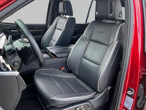 Used 2023 Cadillac Escalade Premium Luxury w/ LPO, Radiant Package RWD image 7