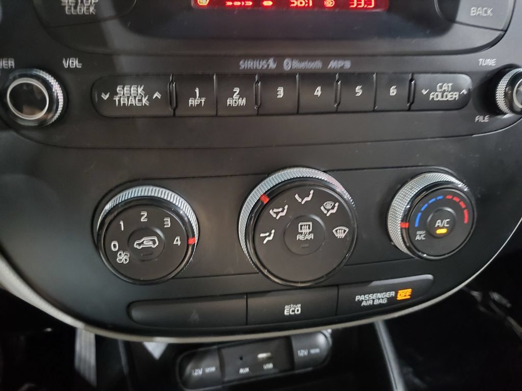 Used 2016 Kia Soul FWD image 26
