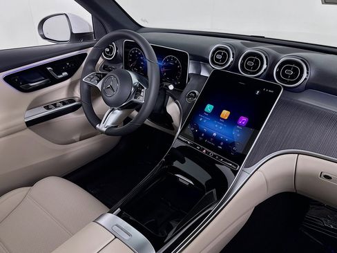 New 2026 Mercedes-Benz GLC 300 image 15