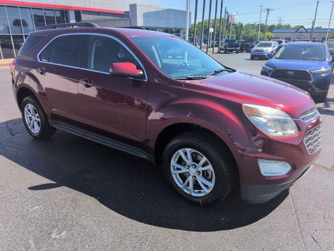 Used 2017 Chevrolet Equinox LT w/ Convenience Package FWD image 7