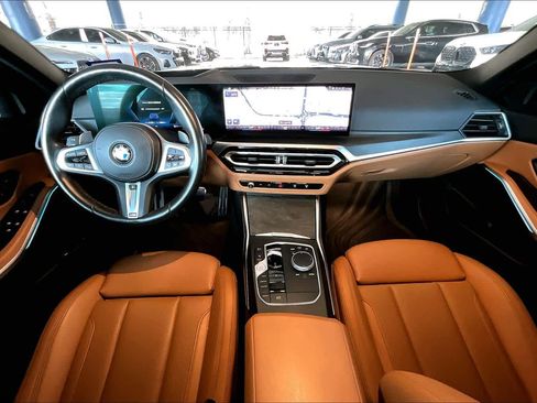 Used 2023 BMW 330i Sedan w/ M Sport Package image 15