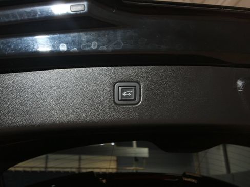 Used 2023 Chevrolet Blazer RS w/ Enhanced Convenience Package FWD image 44
