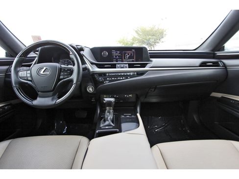 Used 2020 Lexus ES 350 w/ Premium Package image 11