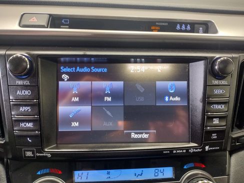 Used 2017 Toyota RAV4 Limited AWD/4WD image 31