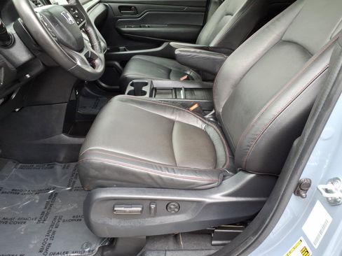Used 2024 Honda Odyssey Sport image 14