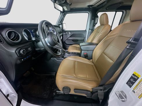 Used 2023 Jeep Wrangler Unlimited Sahara w/ Cold Weather Group AWD/4WD image 13