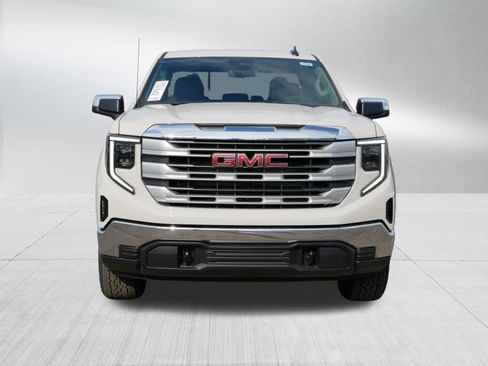 New 2026 GMC Sierra 1500 SLE w/ X31 Off-Road Package image 8