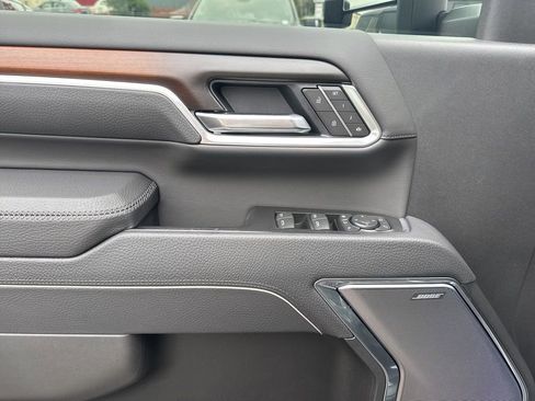 New 2025 GMC Sierra 2500 Denali w/ Denali Reserve Package image 12