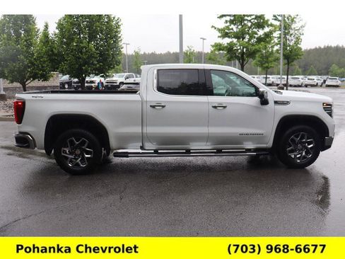 Certified 2023 GMC Sierra 1500 SLT w/ SLT Convenience Package AWD/4WD image 8