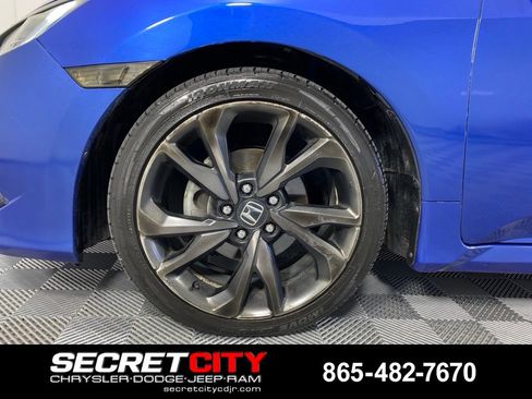Used 2019 Honda Civic Sport image 9