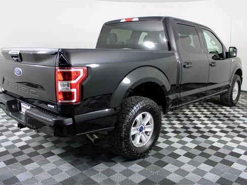 Used 2020 Ford F150 XLT image 9