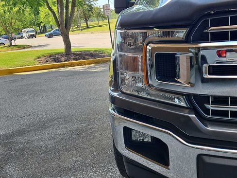 Used 2020 Ford F150 XLT w/ Equipment Group 302A Luxury AWD/4WD image 11