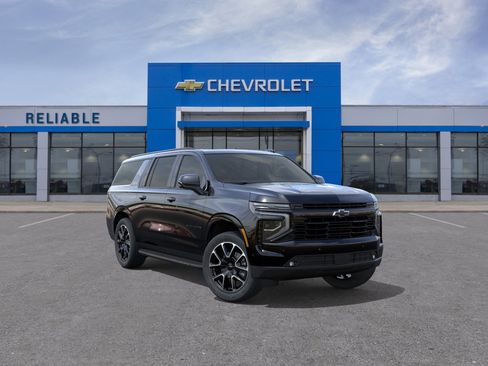 New 2026 Chevrolet Suburban RST w/ RST Capability Package AWD/4WD image 1