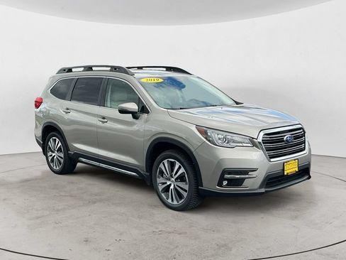 Used 2025 Subaru Forester Touring AWD/4WD image 3