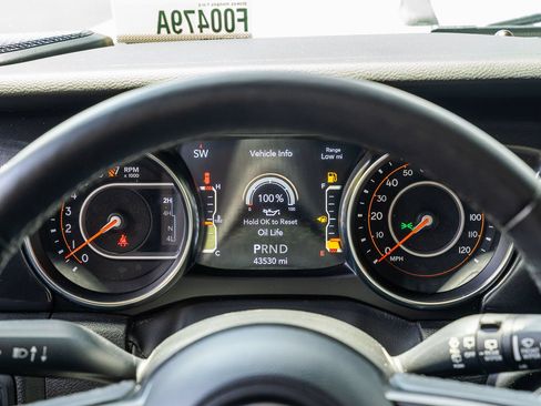 Used 2022 Jeep Wrangler Unlimited Sport AWD/4WD image 35