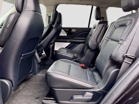 Used 2025 Lincoln Aviator Reserve w/ Equipment Group 201A image 25