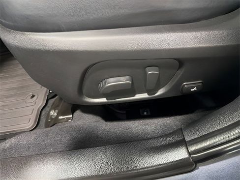 Used 2018 Subaru Forester 2.5i Touring image 13