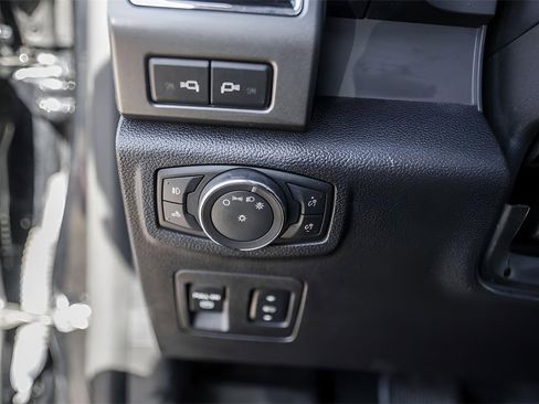 Used 2018 Ford F150 XLT w/ Equipment Group 302A Luxury image 18