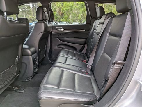 Used 2020 Jeep Grand Cherokee Limited w/ Luxury Group II image 13