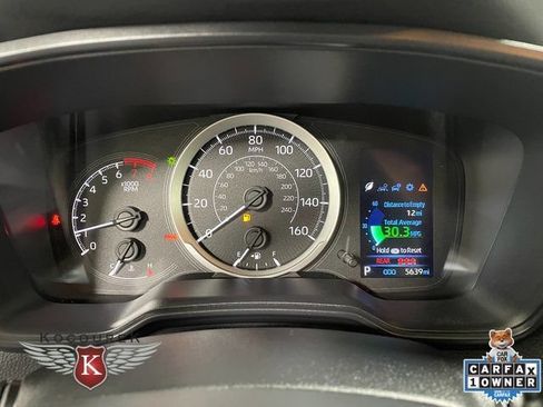 Used 2022 Toyota Corolla LE FWD image 16