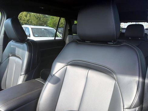 New 2026 Jeep Grand Cherokee L Limited AWD/4WD image 11