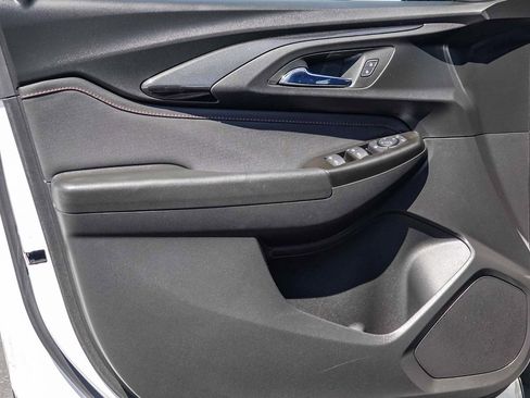 Used 2022 Chevrolet TrailBlazer RS image 19