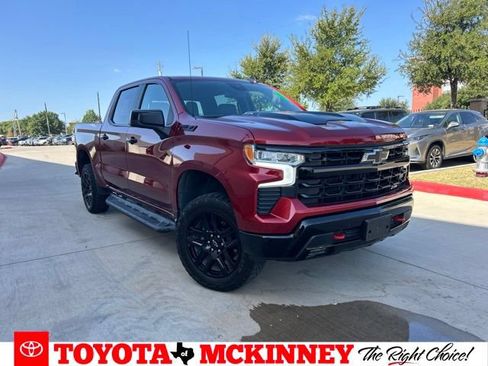 Used 2024 Chevrolet Silverado 1500 LT Trail Boss w/ Convenience Package II AWD/4WD image 1