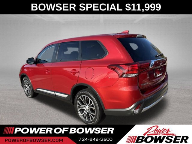 Used 2017 Mitsubishi Outlander ES AWD/4WD image 3