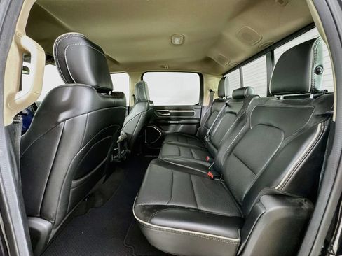 Used 2020 RAM 1500 Laramie AWD/4WD image 25