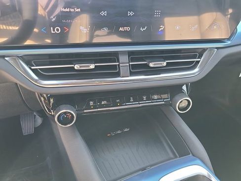 New 2026 Chevrolet Equinox EV LT w/ LPO, Blackout Package FWD image 30