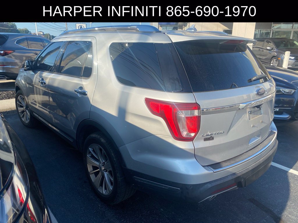 Used 2019 Ford Explorer Limited w/ Class III Trailer Tow Package FWD image 2