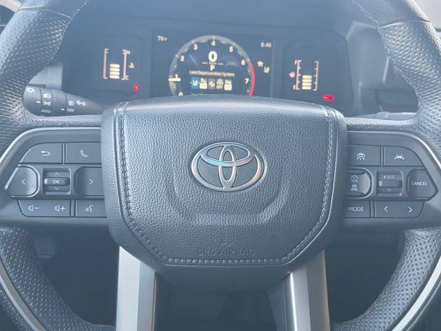 Used 2024 Toyota Tacoma SR5 AWD/4WD image 37