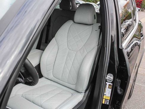 Used 2023 BMW X5 xDrive45e w/ Parking Assistance Package AWD/4WD image 25